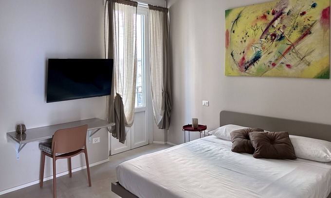 Pavia Apartment | San Martino Suite