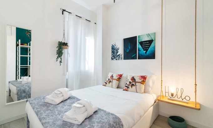 Historic Centre Apartment | San Michele Garden Mini Flat x4 MIRROR AREA