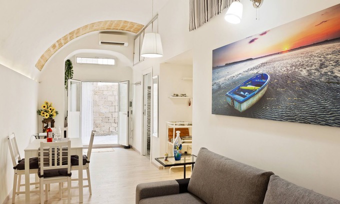 Old Town Apartment | San Nicola Casa Clemente Apartment