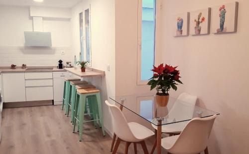 San Pedro Apartment | San Pedro Parking Gratis Coche Mediano