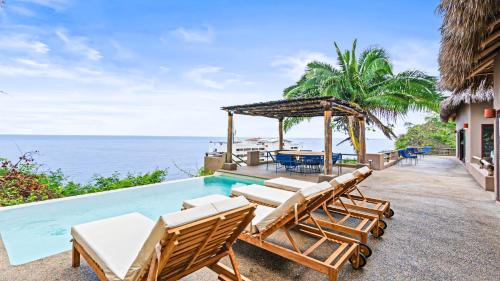 South Shore Hotel Area Apartment | San Xoaquin Casa Ventana al Mar, Amazing Ocean View by Kivoya
