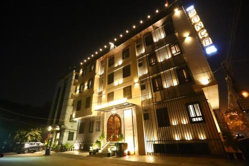 New Delhi Hotel | Sanca International Hotel in Patel Nagar Delhi