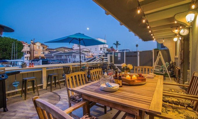 Sunset Beach House | Sandcastle by the Sea-FREE use Paddleboard & kayak