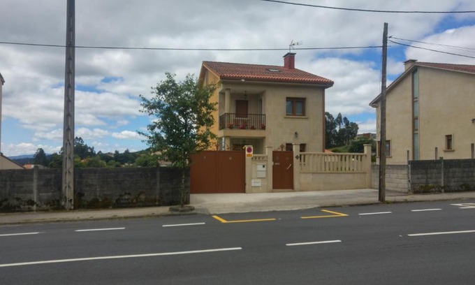 Santiago de Compostela House | Sandino 32