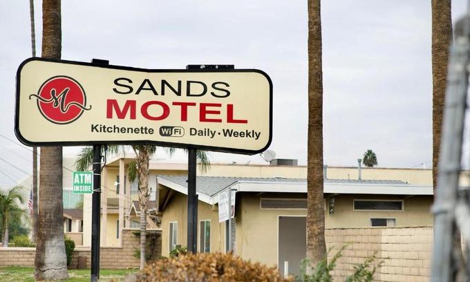 Ontario Hotel | Sands Motel by Ontario Airport & Toyota Arena