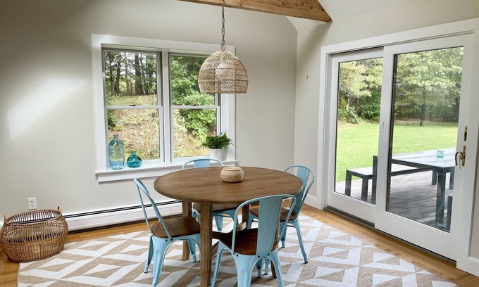 Brewster House | Sandy Hill Cottage- Newly renovated beach retreat, perfect for families