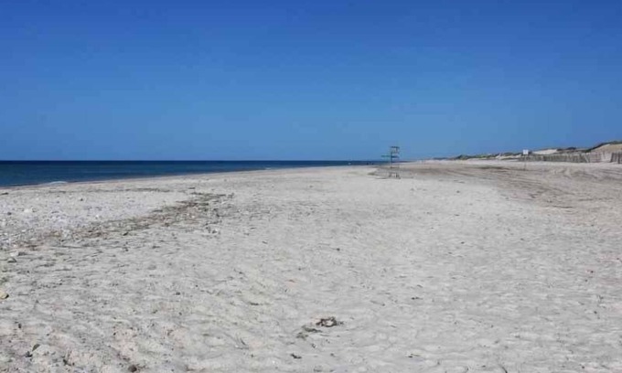 East Sandwich House | Sandy Neck Beach, Many Renovations, Walk to beach, Central AC, Private Yard