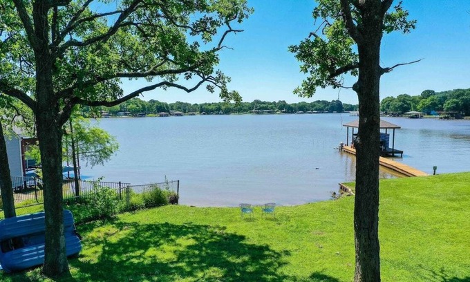 Gun Barrel City House | Sandy Shores-Tranquility and Beauty-Cedar Creek Lake