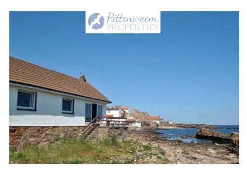Cellardyke House | Sandy Sorlands Beach House- stunning seaside home