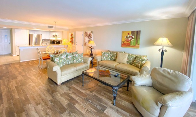 Punta Rassa Condo | Sanibel Harbour Resort: Bay View Tower 1036 Beachfront vacation retreat overlooking the water