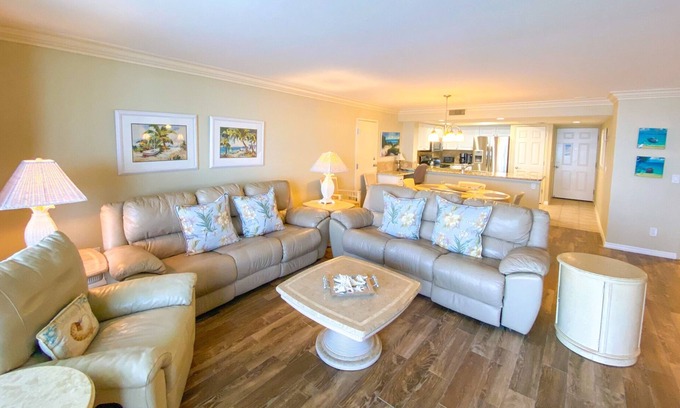 Punta Rassa Condo | Sanibel Harbour Resort: Bay View Tower 1035 Relaxation awaits you at this beachfront retreat