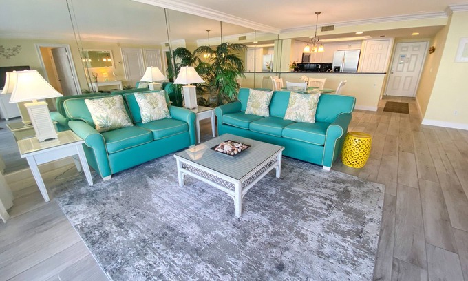 Punta Rassa Condo | Sanibel Harbour Resort Bay View Tower 1032: Home away from Home but on the beach!