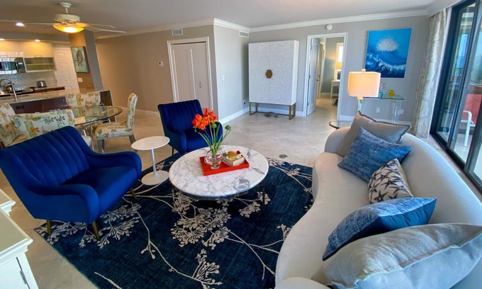 Punta Rassa Condo | Sanibel Harbour Resort Harbour Tower 111: Private beach, heated pool, and grill