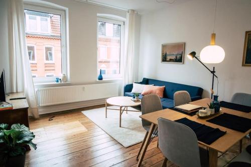 Mitte Apartment | Sanierter Altbau, 2 Zimmer, 24-7 Check-in