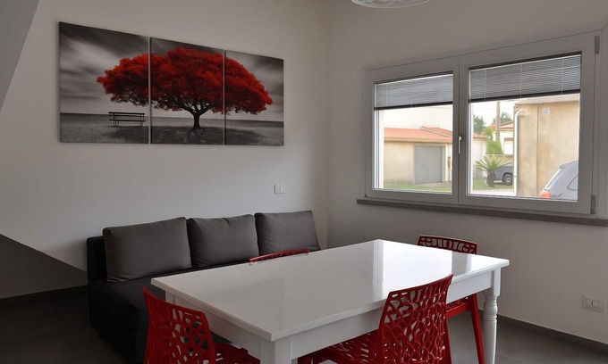 Sant'Antioco House | Sant'Antioco Red Apartment with 2-Way Air Con