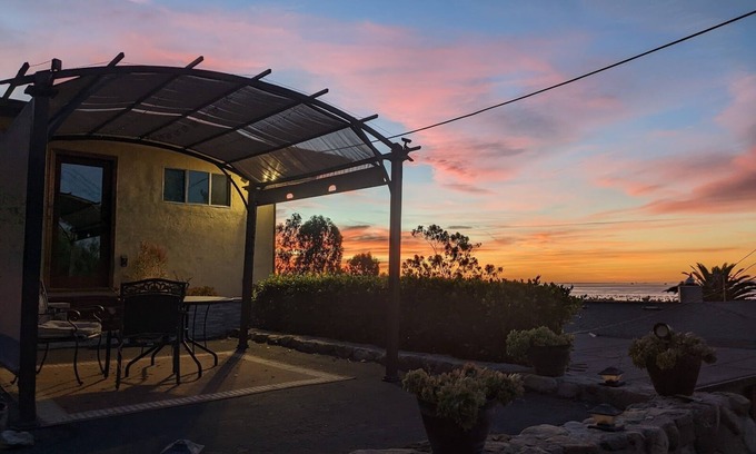 Upper Riviera Apartment | Santa Barbara Amazing City & Ocean View