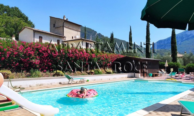 Precetto Apartment | SANTA CROCE - LORINO: Two-room apartment in farmhouse with pool, Marmore Falls