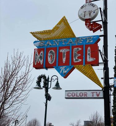 Tehachapi Hotel | SANTA FE MOTEL