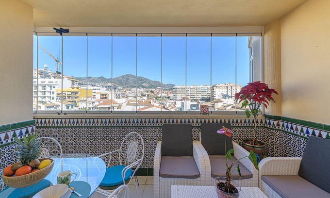 Fuengirola House | SANTA JULIA - Wonderful apartment with a nice terrace, 500 meters from the beach. Free WIF
