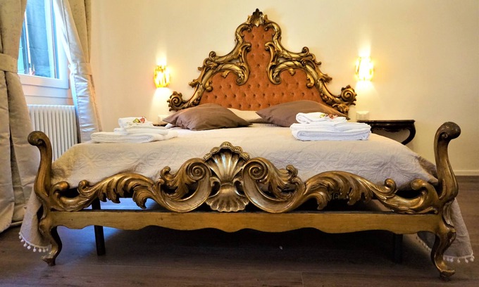 Castello Apartment | SARA'S LUXURY HOME 5 MINUTES FROM S.MARCO SQUARE IT027042C2M2HHTK9B