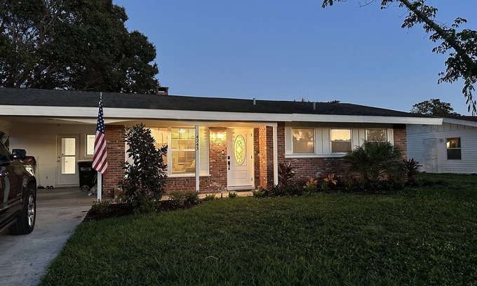 South Gate Ridge House | Sarasota house near Siesta Key
