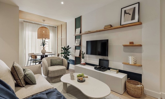 El Putget i Farro Apartment | Sariyer - 2 bedrooms and balcony in El Putxet