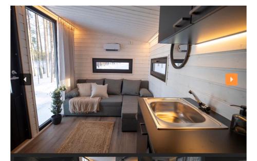 Turku Apartment | Saunallinen vierasmaja 1 km Föriltä Aurajoelta