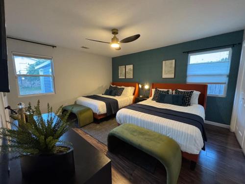 Isle of Hope Historic District House | Savannah Escape - A modern one