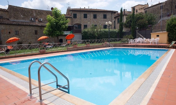 San Donato in Poggio House | Savor in San Donato in Poggio with a pool