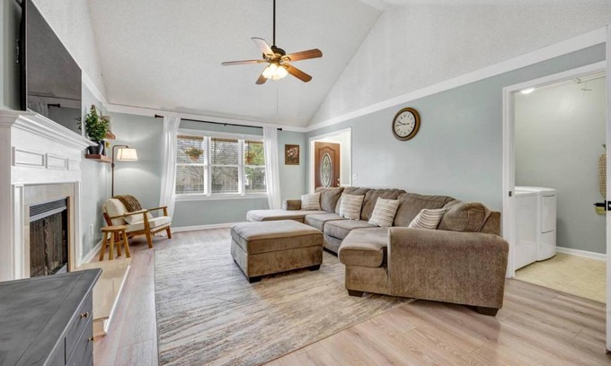 Huntcliff House | Sawgrass Cottage 3BR w Deck