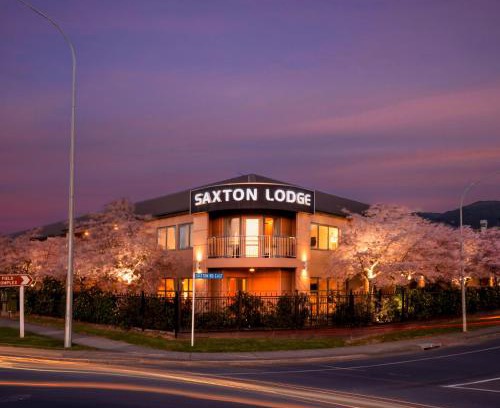 Stoke Hotel | Saxton Lodge