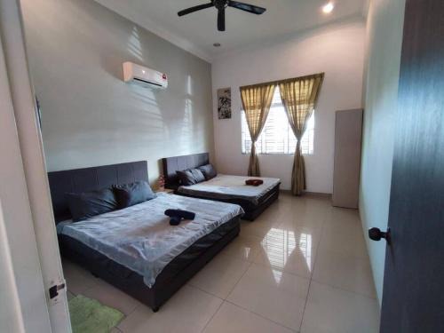 Batu Pahat House | Sayang-Sayang Homestay $CRAZY OFFER$ 4R2B