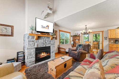 Reeds Spring House | SBL103A -Magnolia Moon cabin