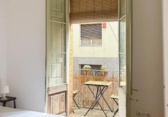 Terrassa Apartment | SC Apartamento céntrico con balcón
