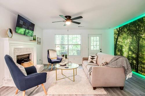 Smyrna Apartment | Scandinavian Retreat mins Close to battery W King bed