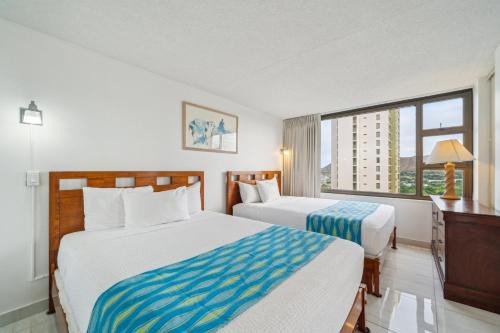Honolulu Apartment | Scenic 23rd-Floor Corner Retreat with Diamond Head & Ocean Views (12305)