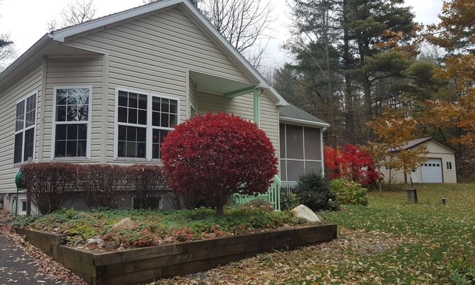 Groton House | Scenic and Spacious 3 Bedroom Retreat- Pet Friendly!