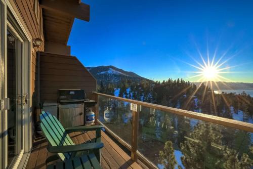 Tahoe Village House | Scenic Escape - BEST views of Lake Tahoe