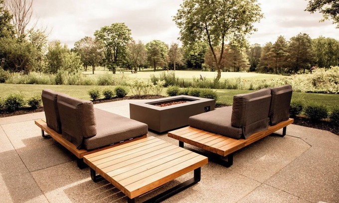 Huron East House | Scenic Golf Course Escape