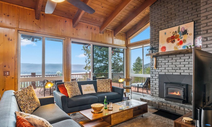 Fawnskin House | Scenic North Shore Stay w/Games, Near Snow Summit | Lakeview Lodge by AvantStay