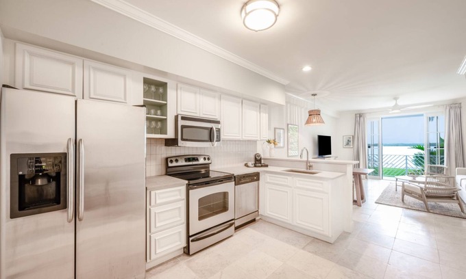 Islamorada Villa | Scenic Resort w/Private Beach Access | Near History of Diving Museum, 3 Villas