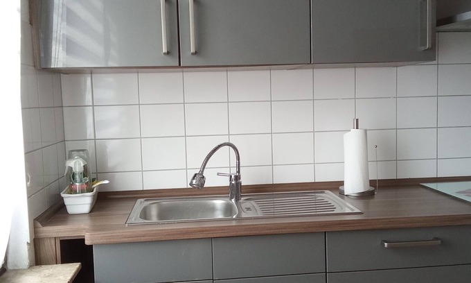 Spaden Apartment | Schön Gelegene Ferienwohnung für 1-5 Personen