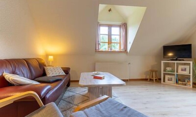 Vollerwiek Apartment | Schöne Ferienwohnung für bis zu 4 Personen Plus Hund