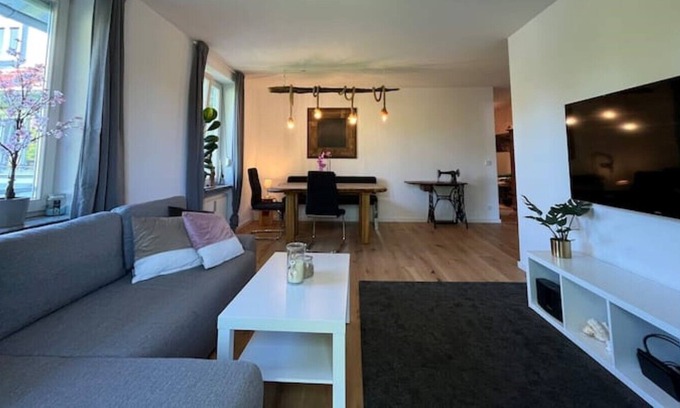Ebersberg District Apartment | Schöne Wohnung mit Balkon , in Vaterstetten , in TOP Lage