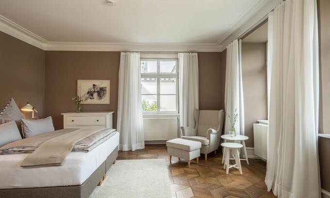 Immenstaad am Bodensee Apartment | Schloss Kirchberg - Rosé