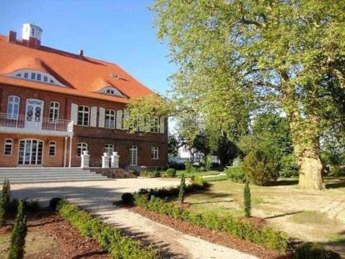 Putnitz Apartment | Schloss Pütnitz - Kanuspezial ab 4 Ü 06 Jan bis 29 April