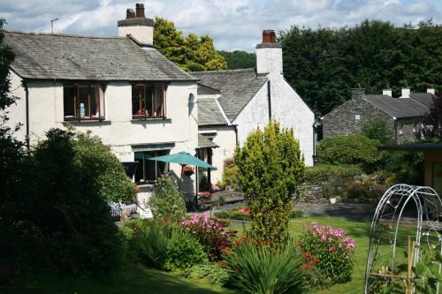 Hawkshead Bed & Breakfast | School House Cottage B&B and tea garden