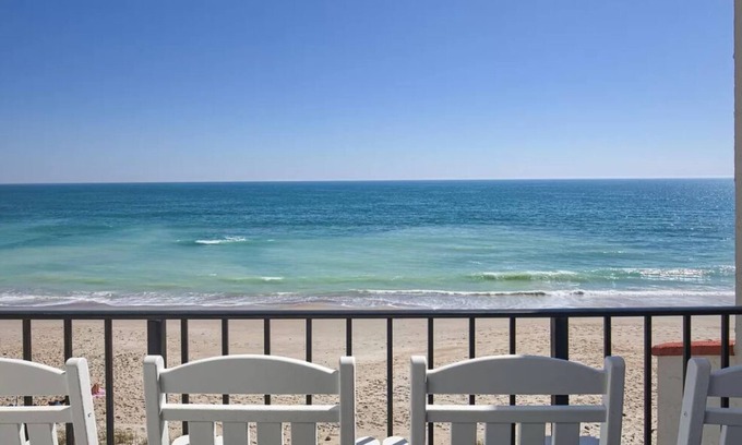 North Topsail Beach Condo | "Schooner Place" 2 bed/2.5 bath condo/Villa Capriani in N Topsail