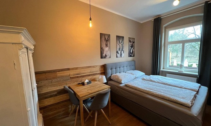 Loschwitz Apartment | Schweizerhaus - Apartment 6 - Studio für 2 Personen mit Balkon