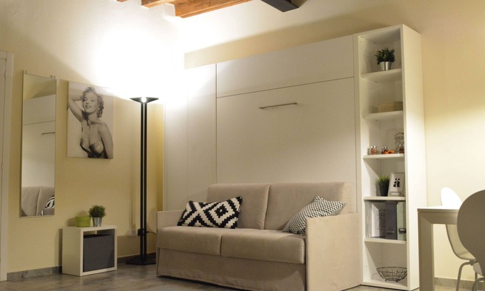 Verona City Centre Apartment | SCIESA 24 APARTMENTS - CIR 023091-LOC-01674 - CIN IT023091C2RKYIHNOG
